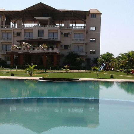 Yog Resort By Splenor Maneri  Exterior photo
